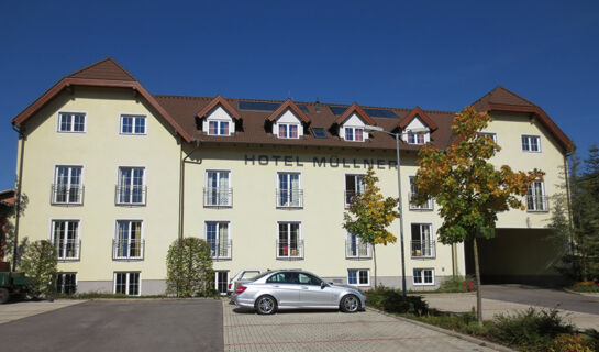 HOTEL MÜLLNER Marz