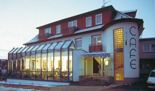 LANDHOTEL WEINRICH (B&B) Naumburg