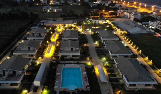 CALABERNARDO VILLAGE Noto Marina