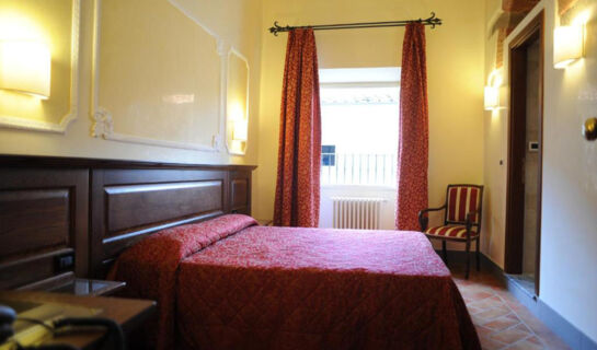 HOTEL CALIFORNIA Florence
