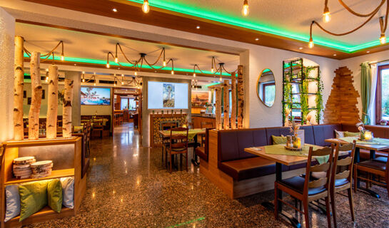 HOTEL UND RESTAURANT NEHRENER HOF (B&B) Nehren