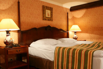 HOTEL DWÒR SIERAKÒW Dobczyce