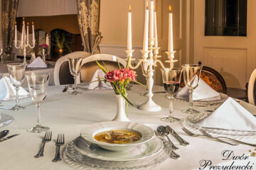 DWOR PREZYDENCKI BOUTIQUE HOTEL&SPA Zgłobice
