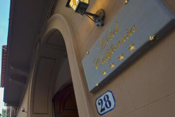 HOTEL CALIFORNIA Florence