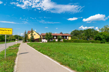 HOTEL UND RESTAURANT NEHRENER HOF (B&B) Nehren