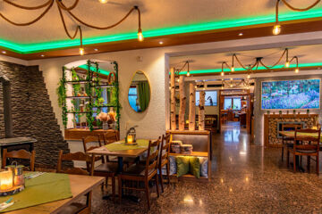 HOTEL UND RESTAURANT NEHRENER HOF (B&B) Nehren